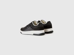 Low-top sneakers in imitation suede