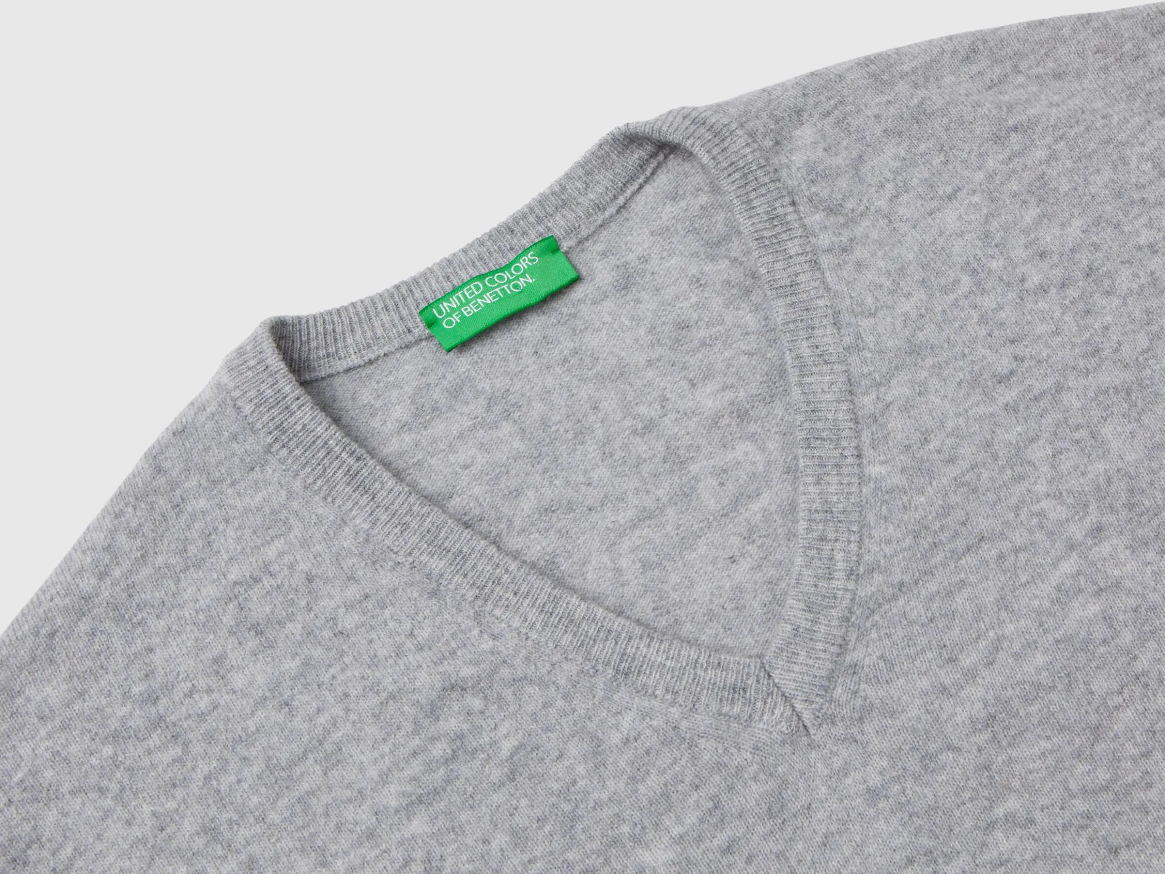 Marl gray V-neck sweater in pure Merino wool