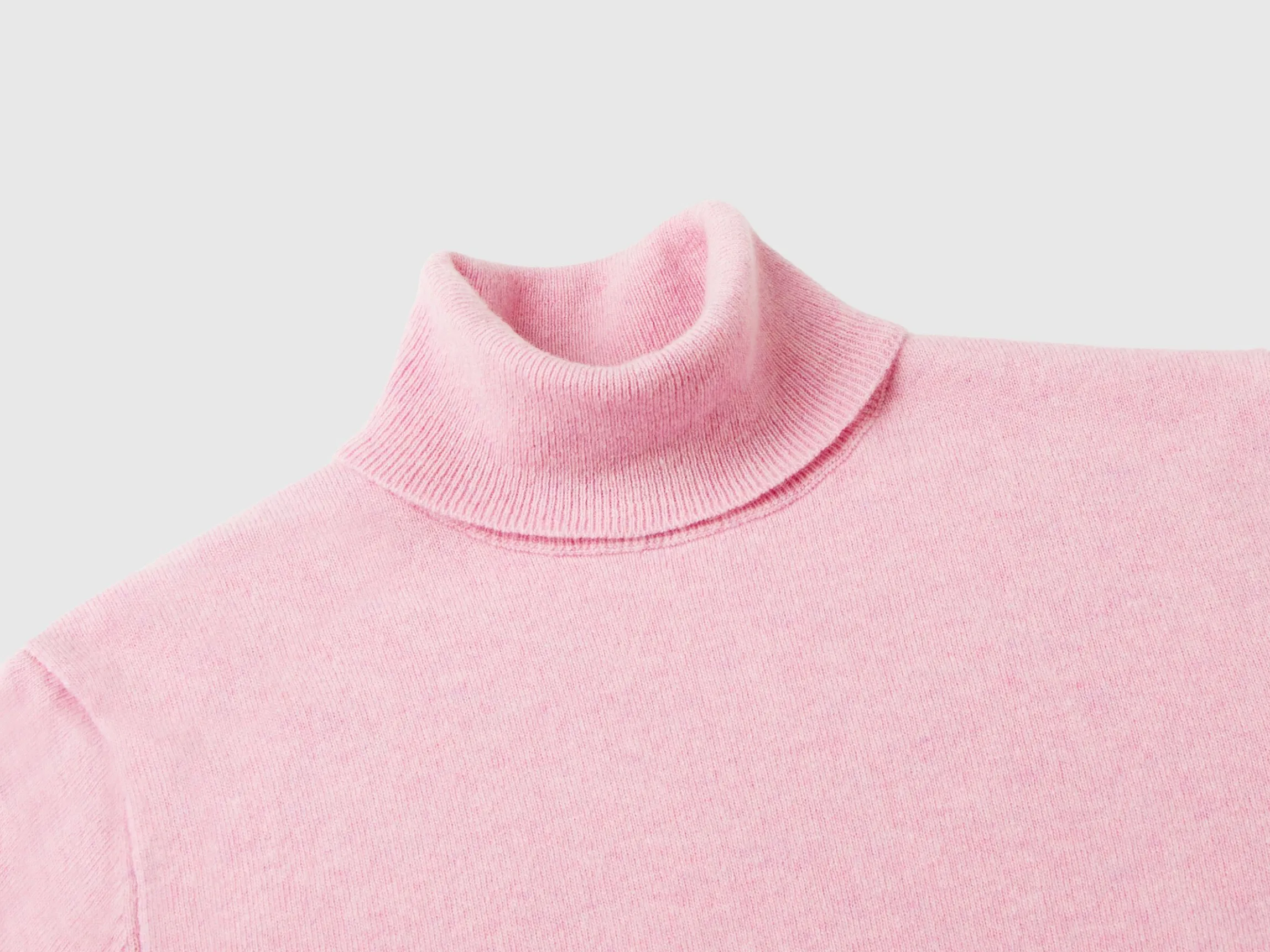 Marl pink turtleneck sweater in pure Merino wool