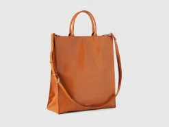 Matte look shopping bag