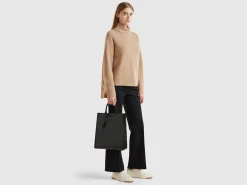 Matte look shopping bag