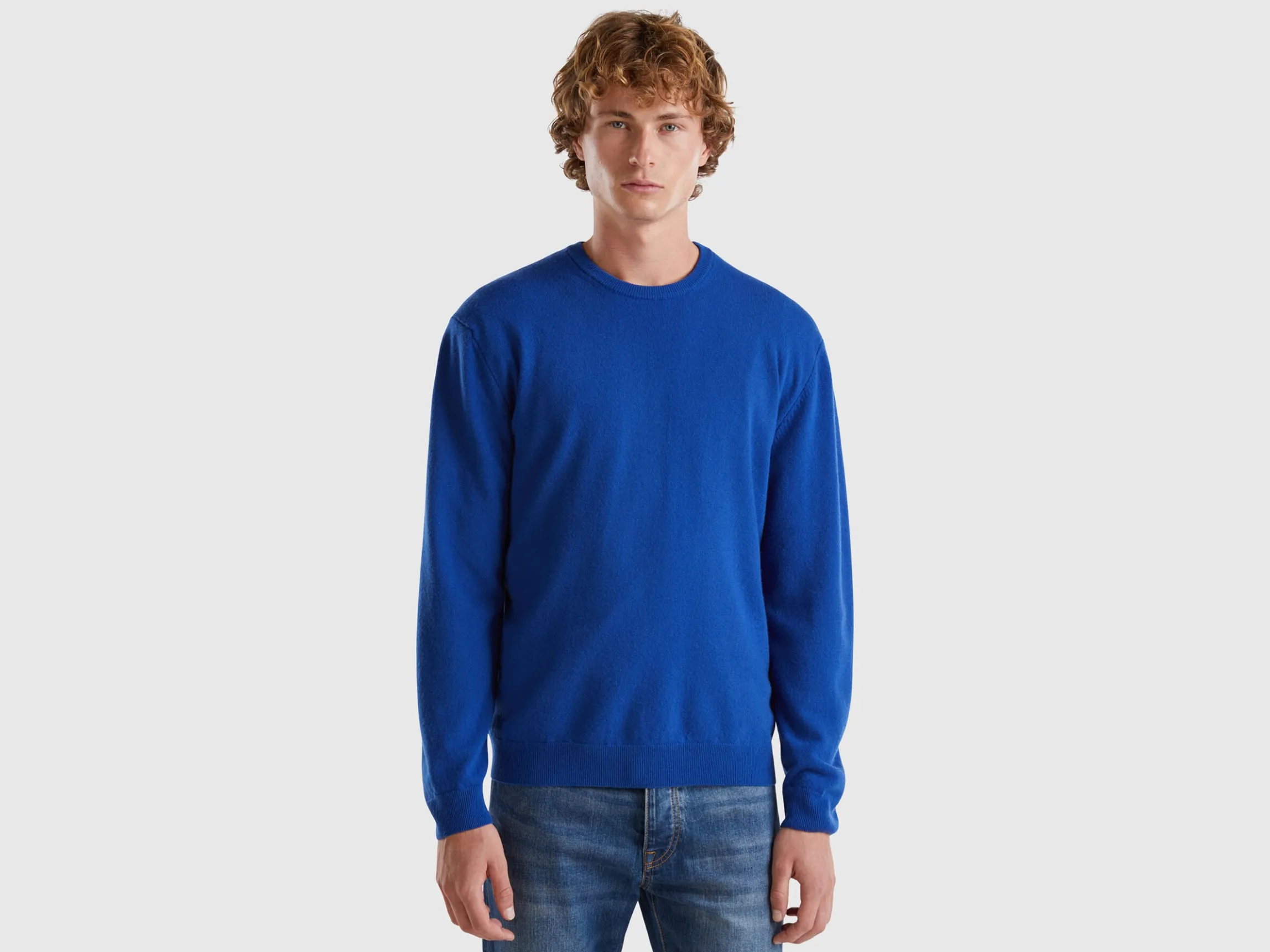 Midnight blue crew neck sweater in pure Merino wool
