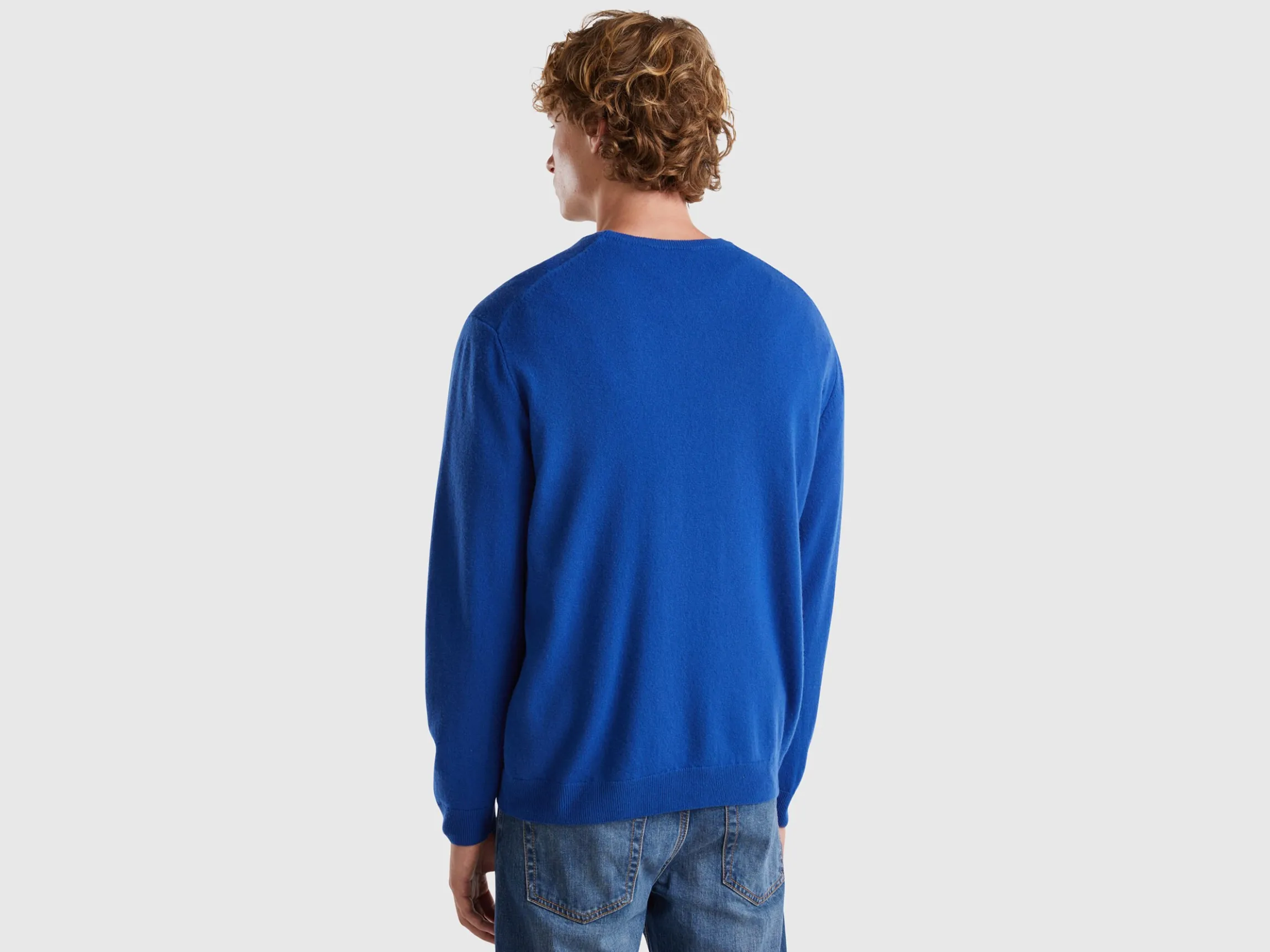 Midnight blue crew neck sweater in pure Merino wool