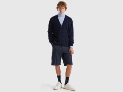Midnight blue V-neck cardigan in pure Merino wool
