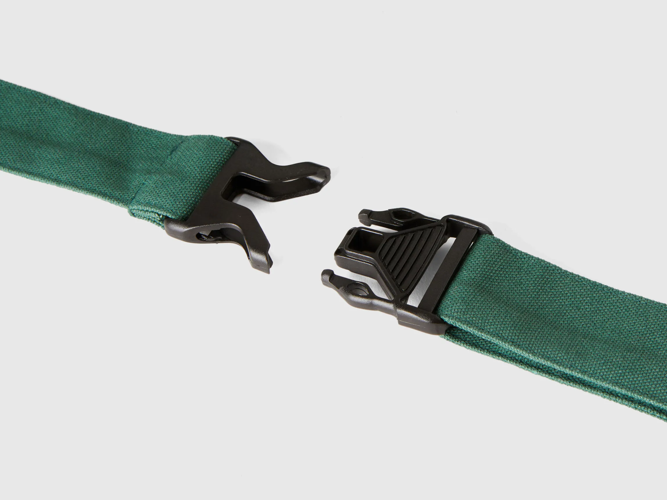 Military green pouch in pure cotton