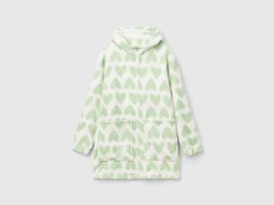 Nightgown with heart print