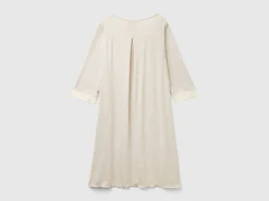 Nightshirt with lace details