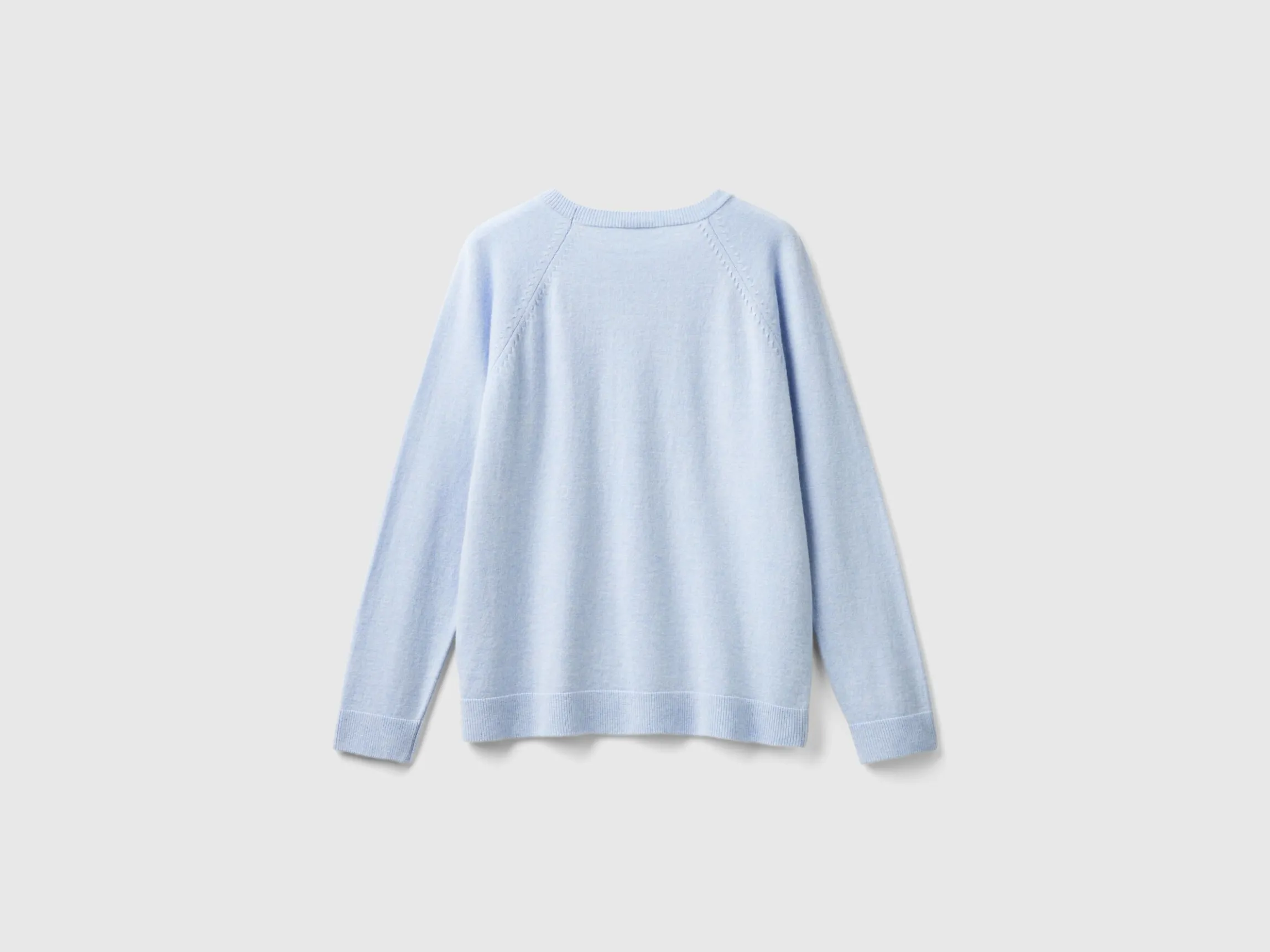 Ocean blue crew neck sweater in wool and cashmere blend