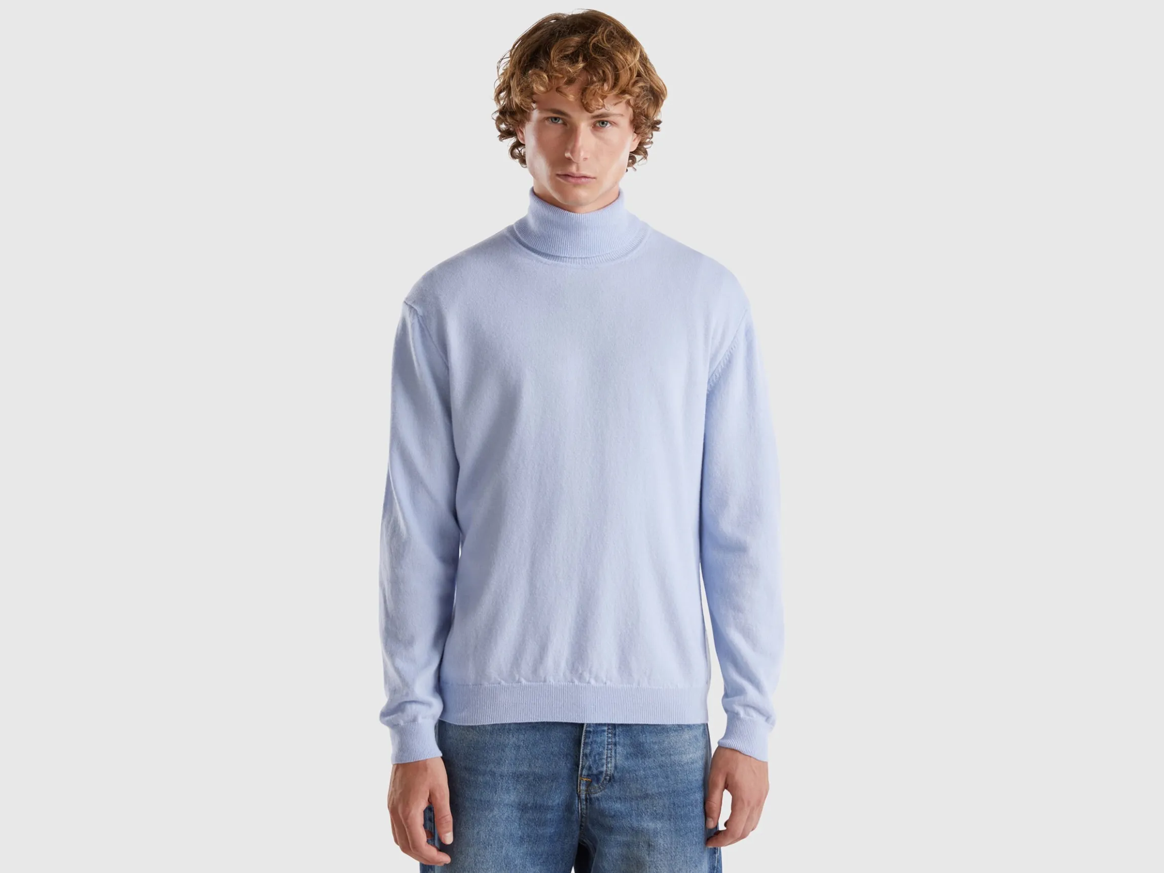 Ocean blue turtleneck in pure Merino wool