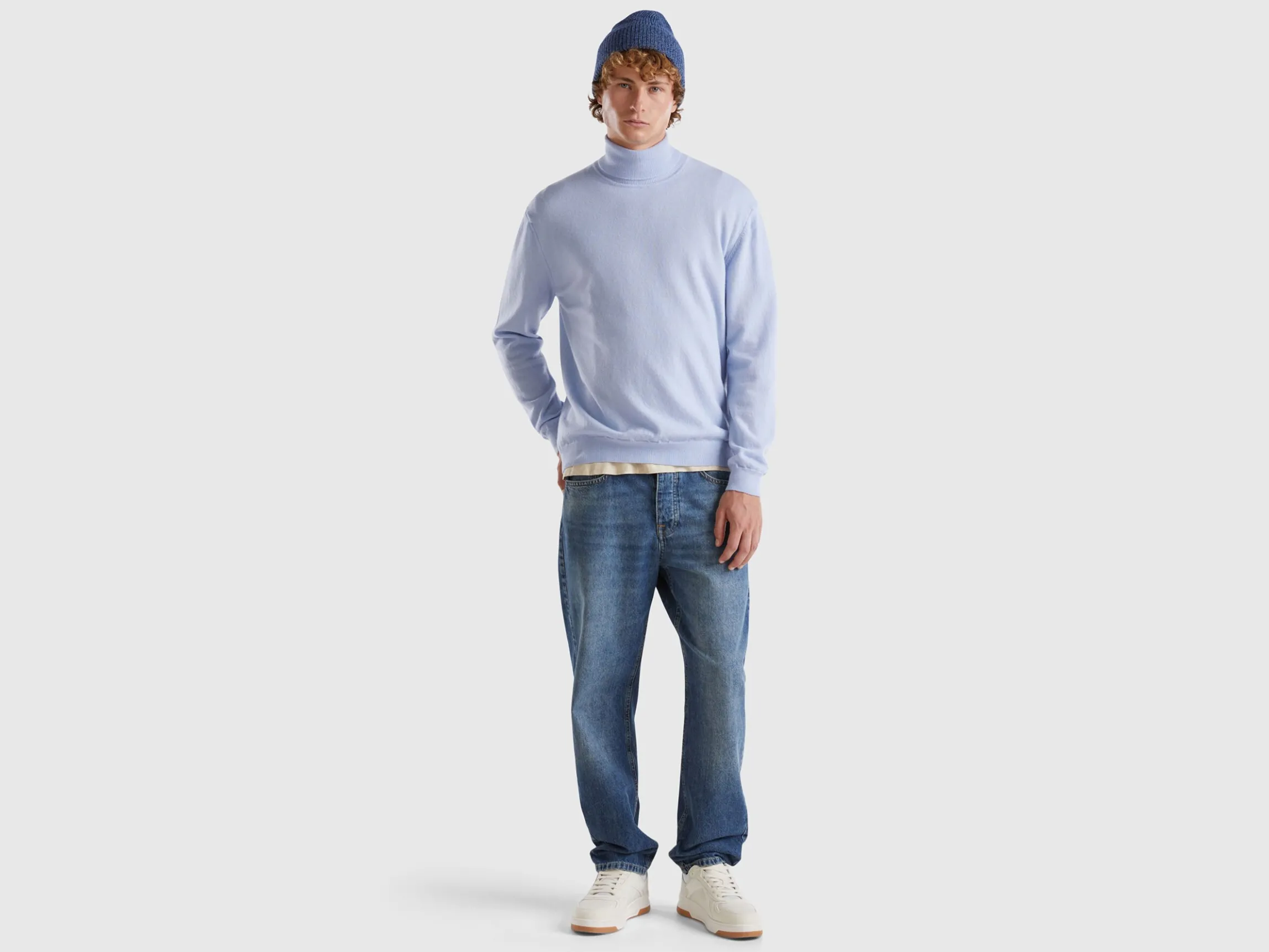 Ocean blue turtleneck in pure Merino wool
