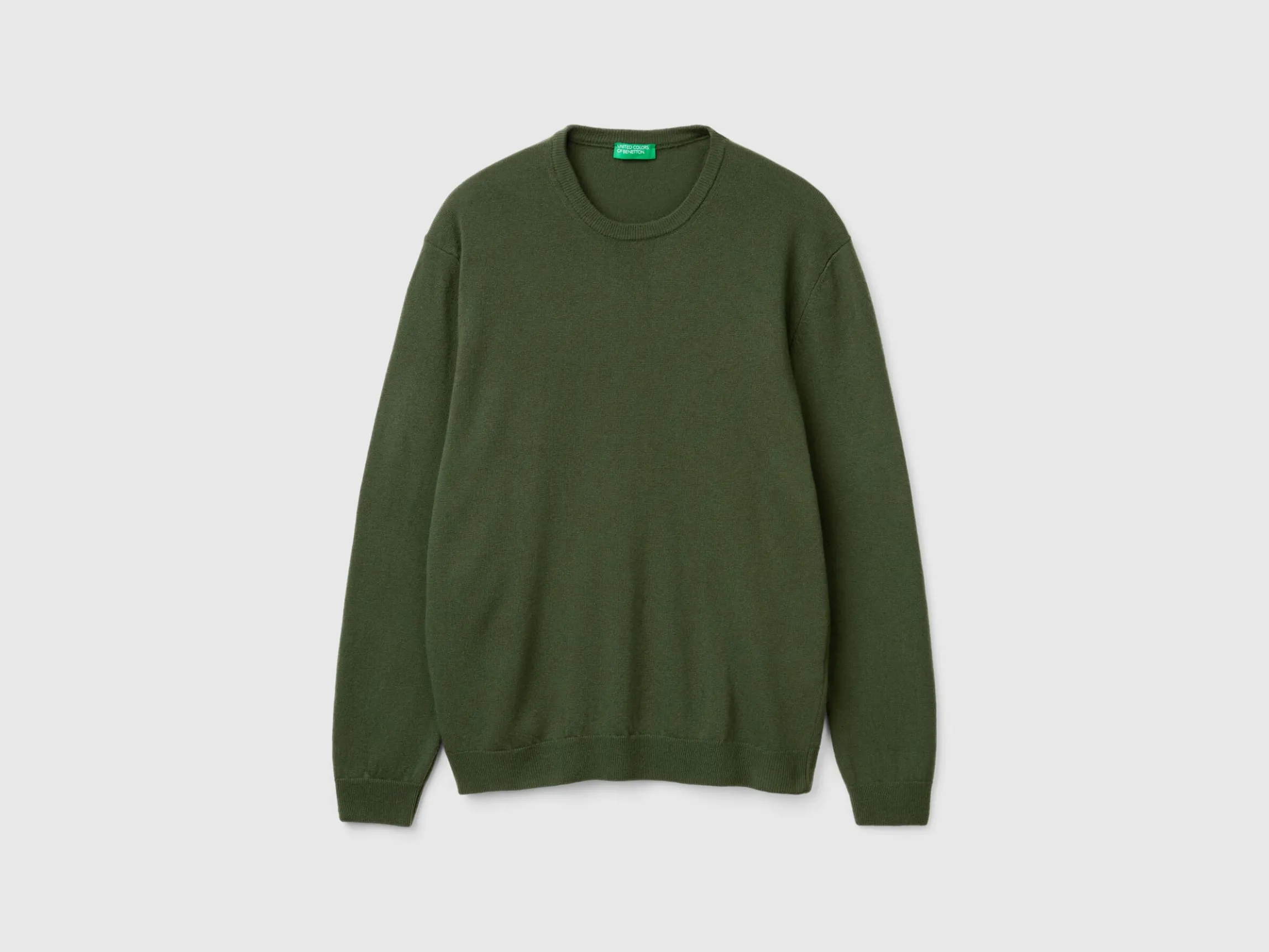 Olive green crew neck sweater in pure Merino wool