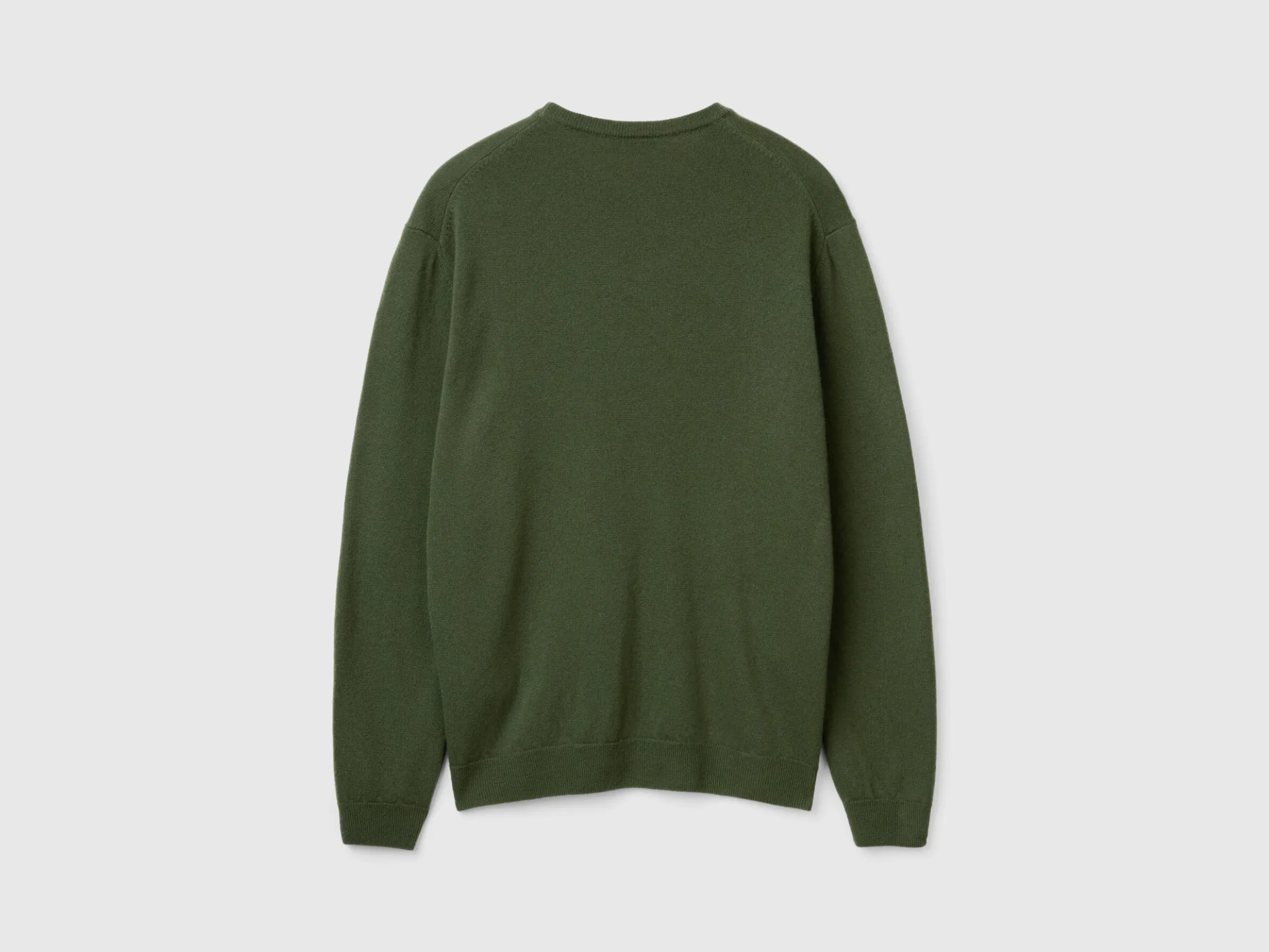 Olive green crew neck sweater in pure Merino wool
