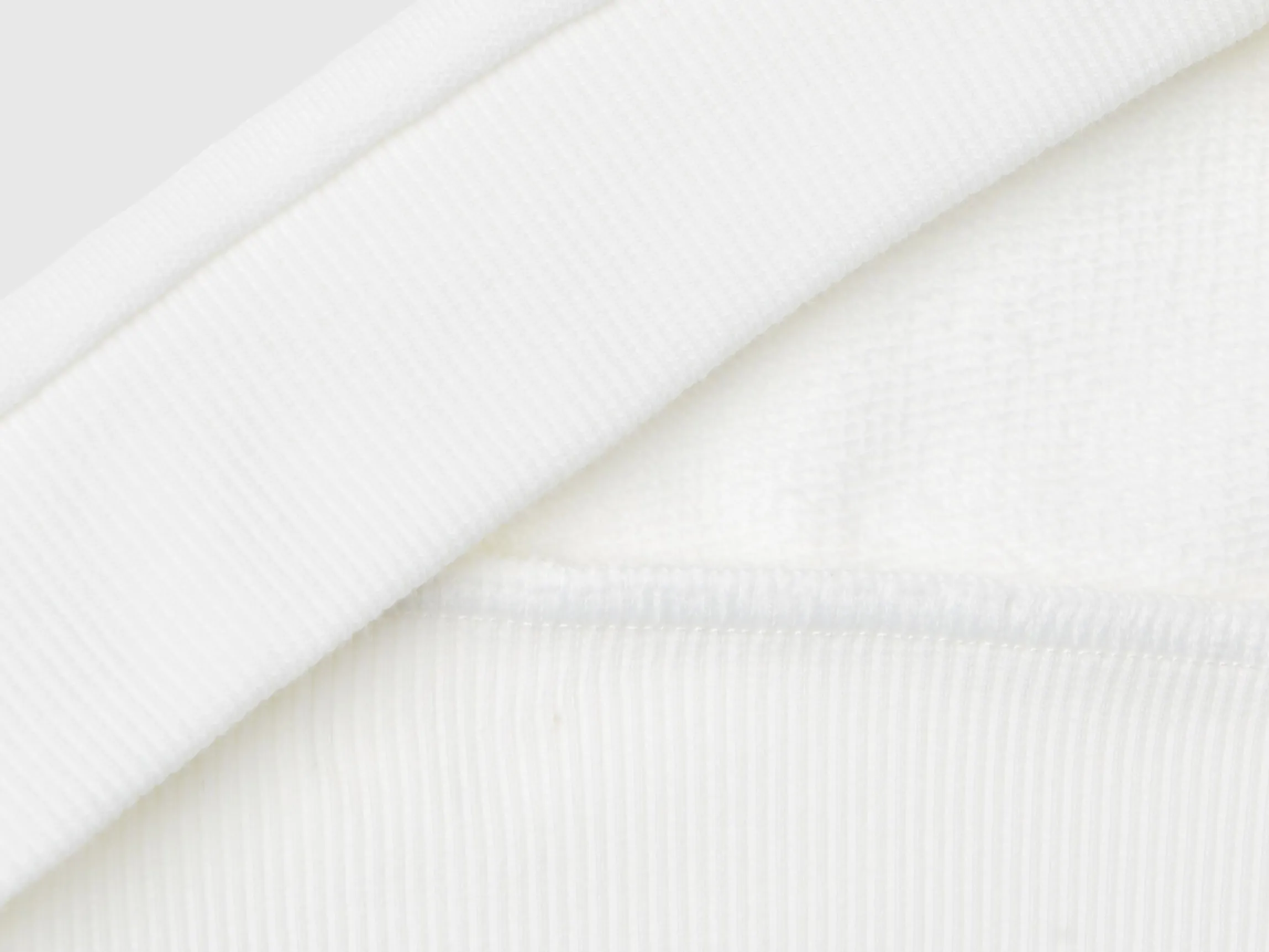 100% organic cotton sweatshirt with logo