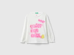 Organic cotton t-shirt with glittery print