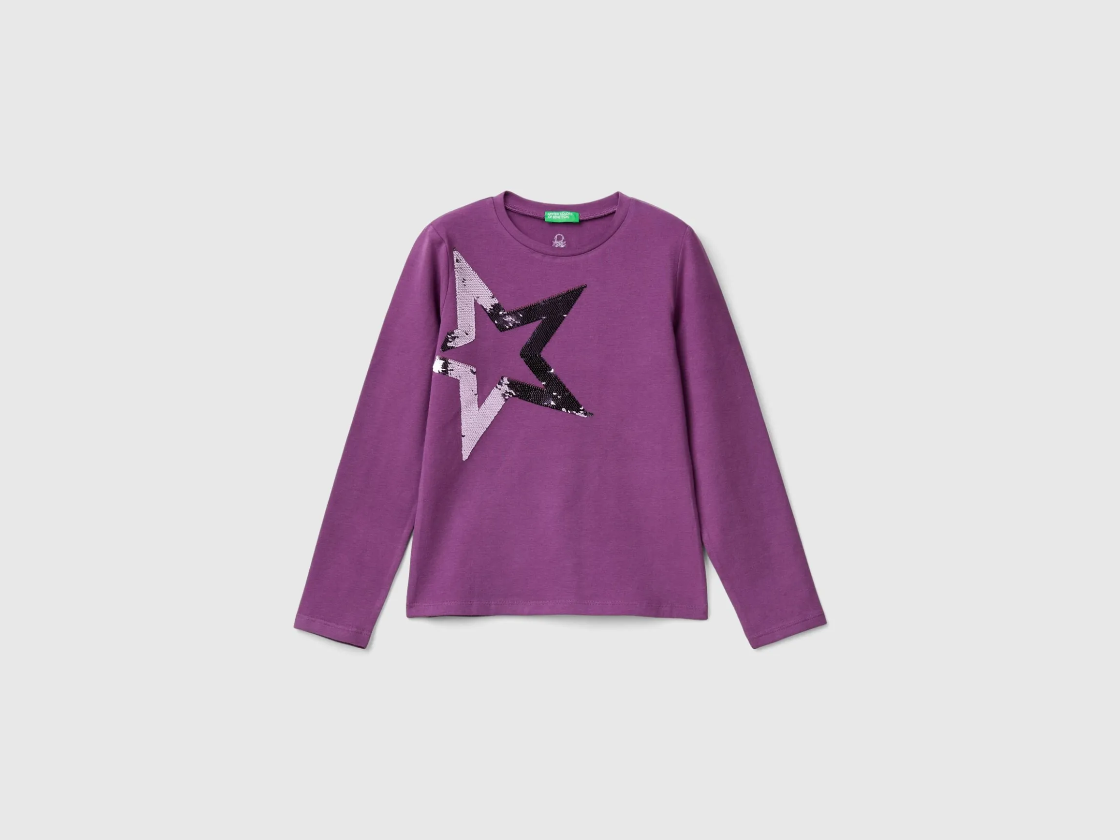 Organic cotton t-shirt with sequins