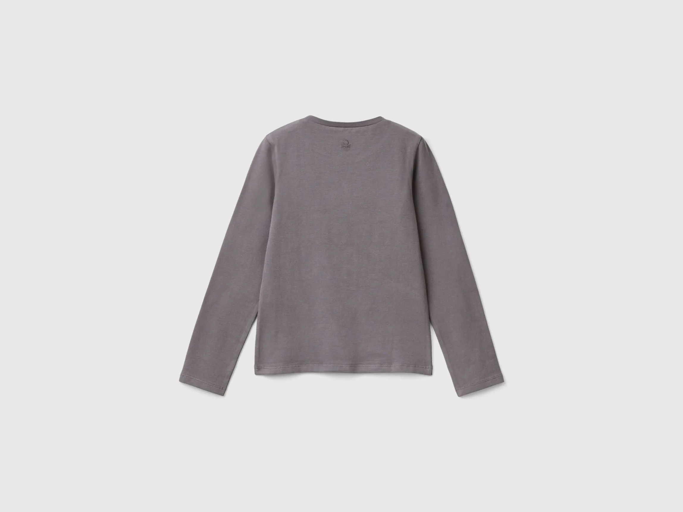 Organic cotton t-shirt with sequins