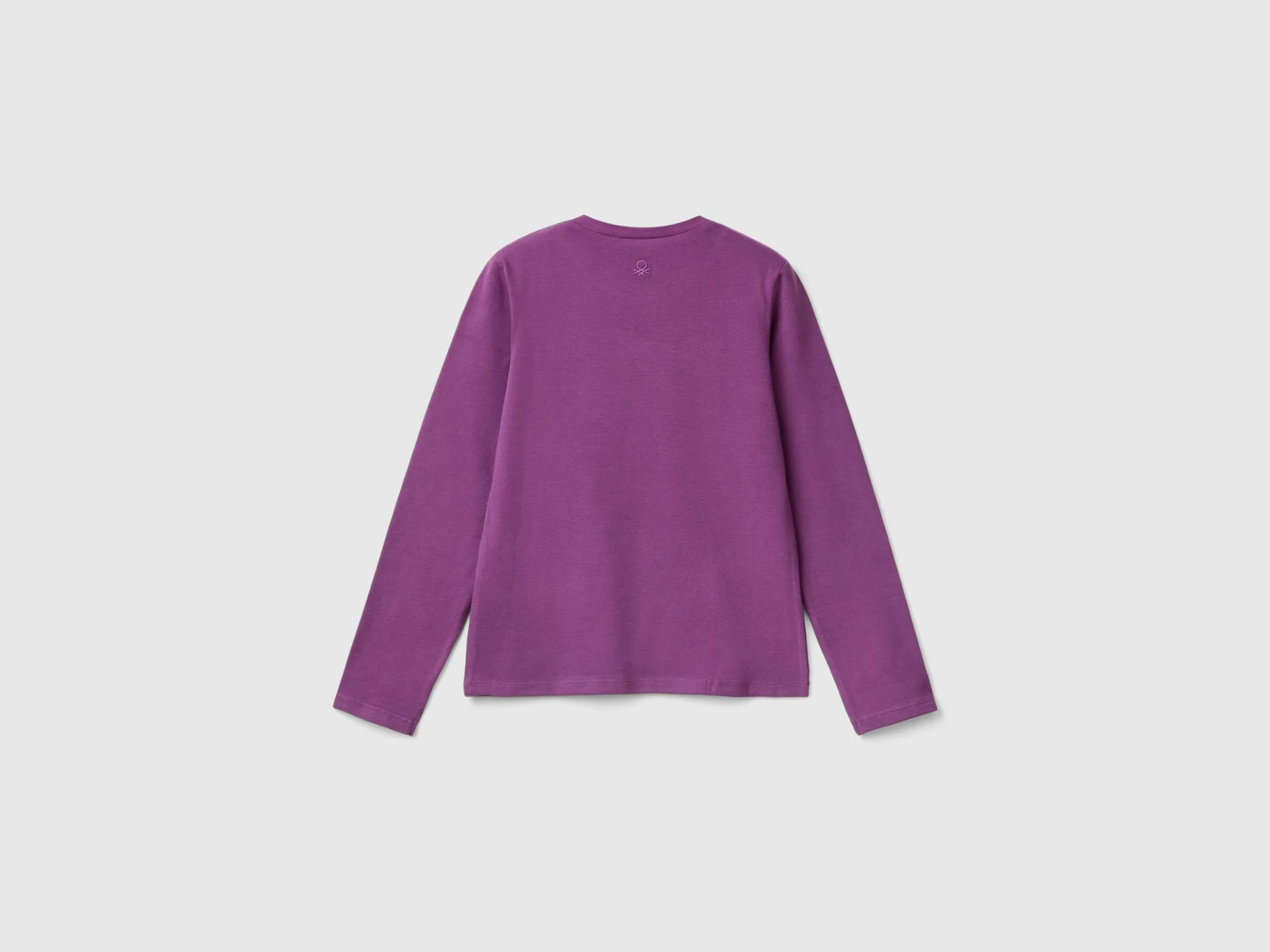 Organic cotton t-shirt with sequins