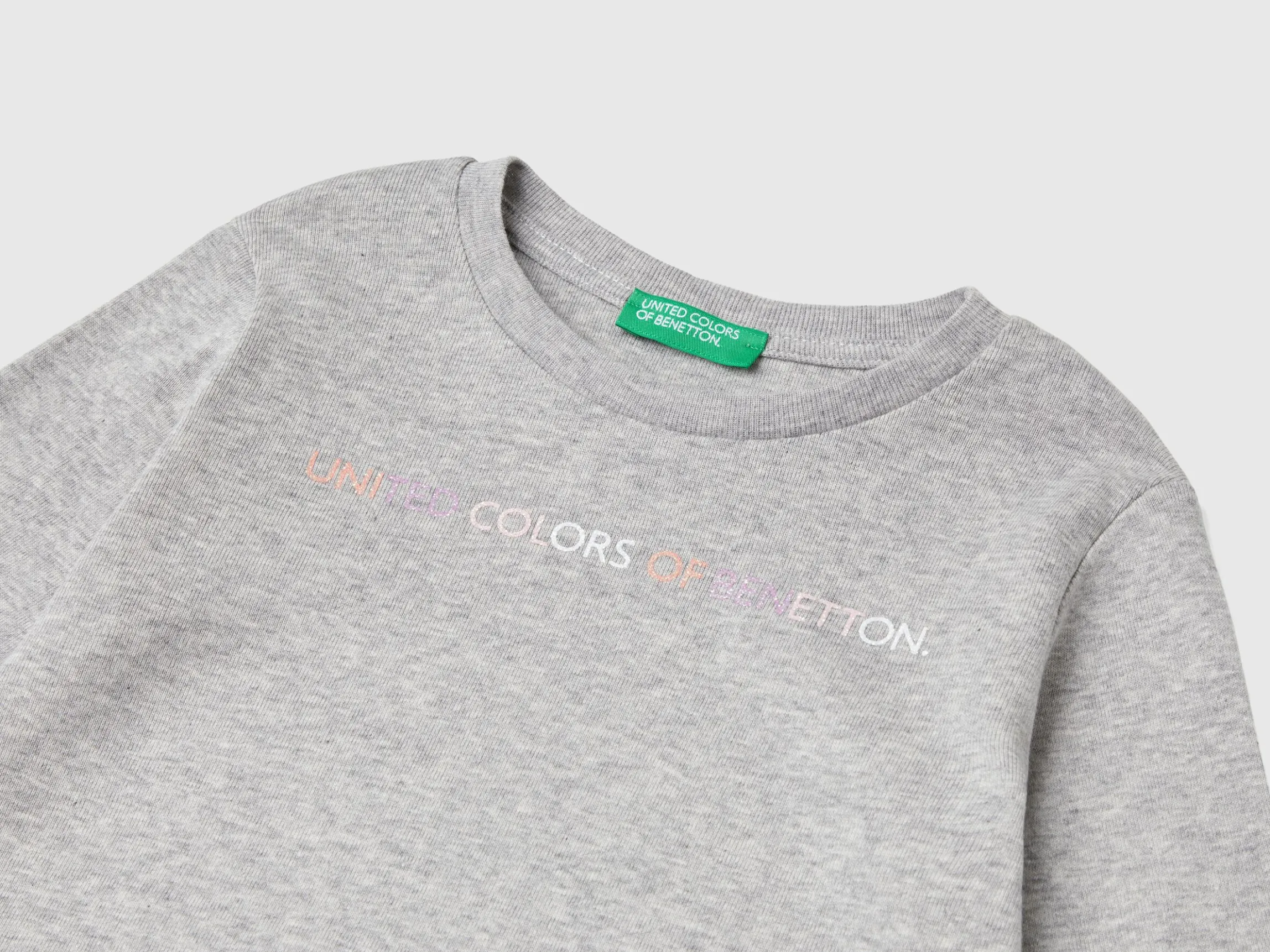 Organic cotton t-shirt with glittery print