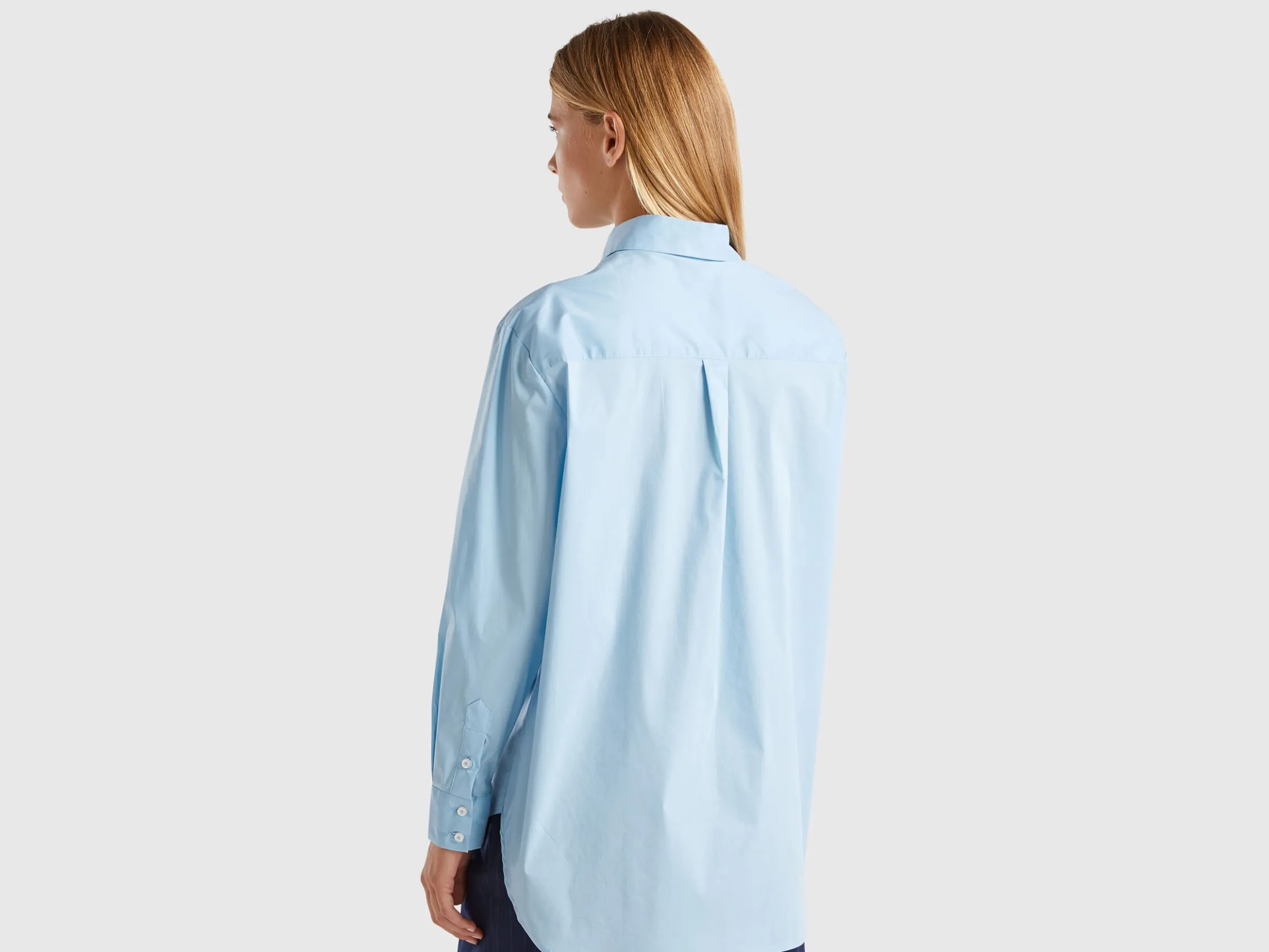 Oversized fit shirt
