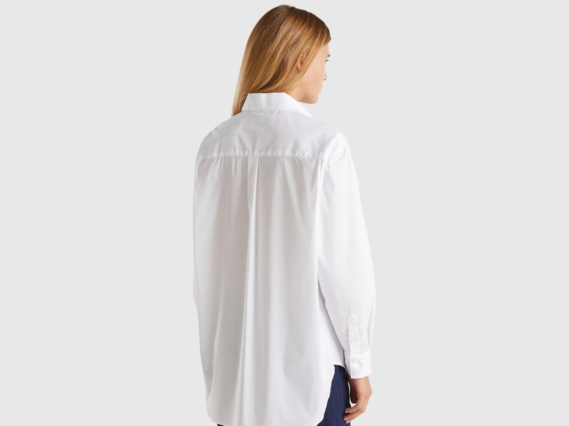 Oversized fit shirt