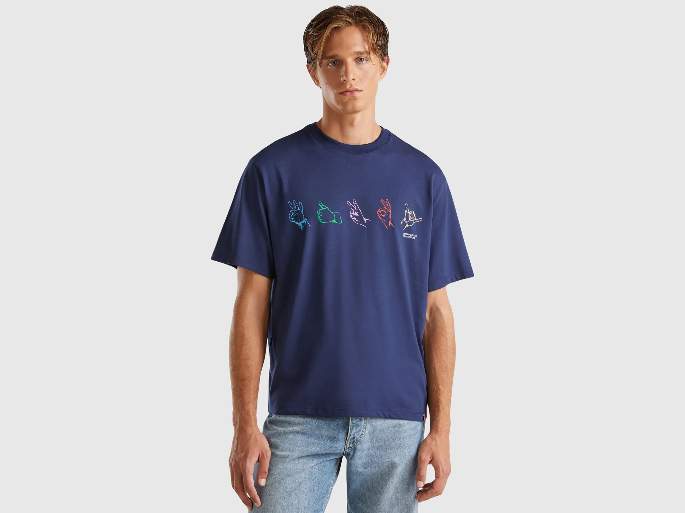 Oversized fit t-shirt in pure cotton