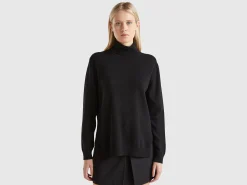 Oversized fit turtleneck in pure cashmere