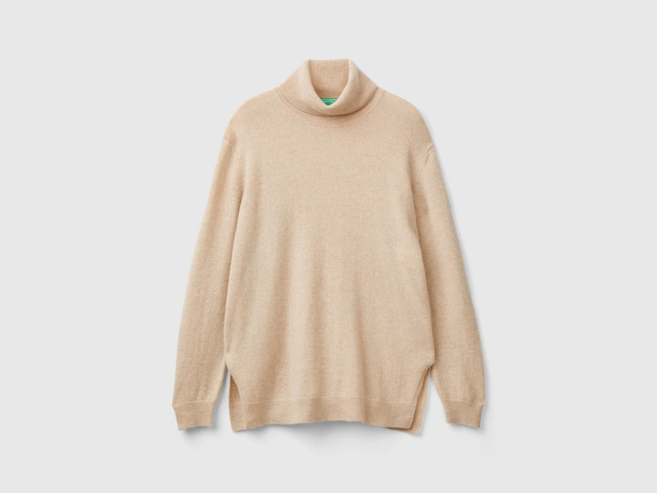 Oversized fit turtleneck in pure cashmere