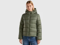 Padded puffer jacket with recycled wadding