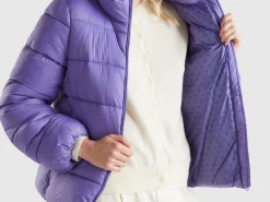 Padded puffer jacket with recycled wadding