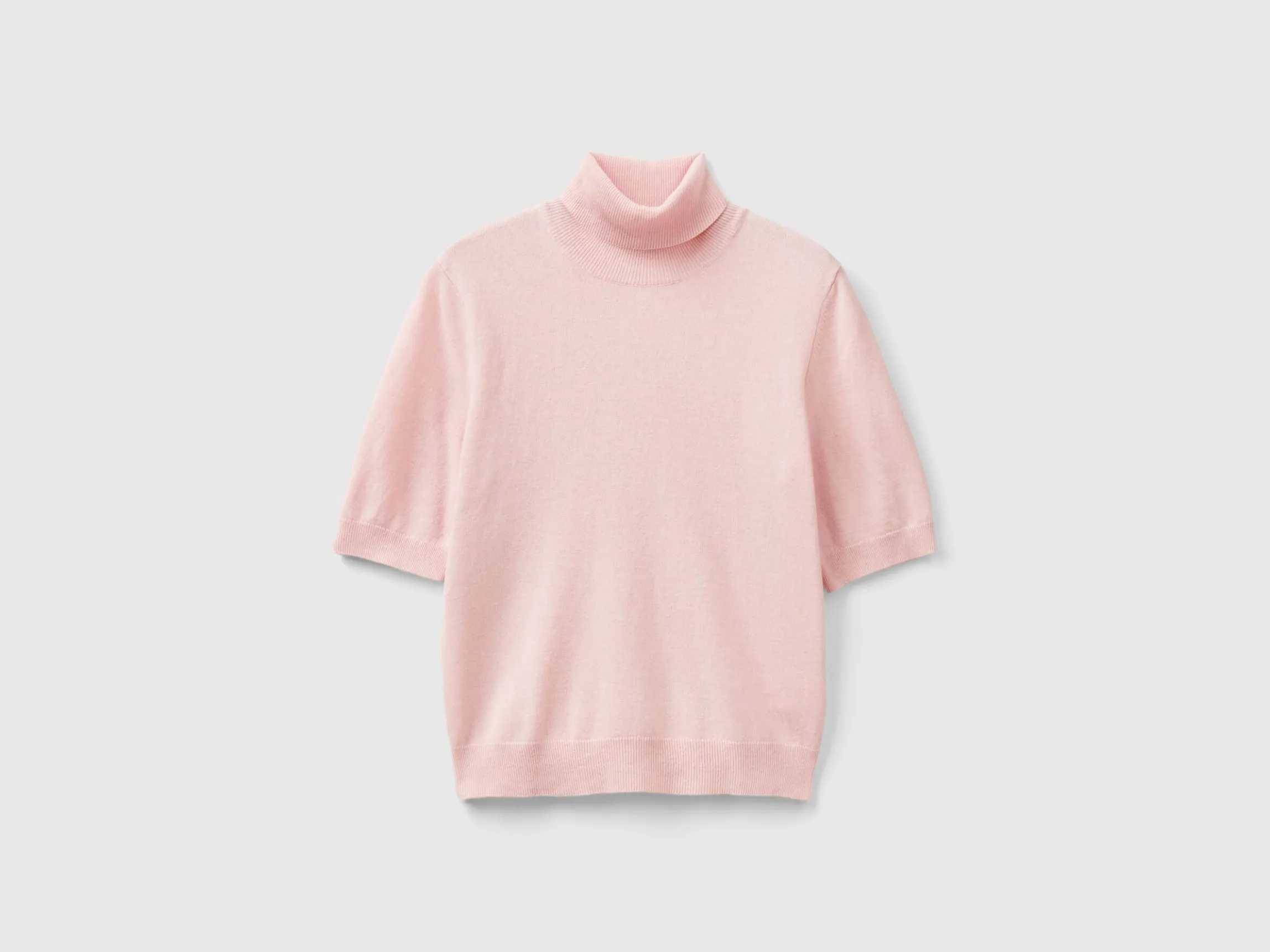 Pastel pink short sleeve turtleneck in cashmere blend
