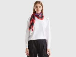 Patterned foulard in recycled fabric