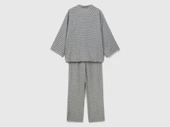 Patterned pyjamas in pure viscose