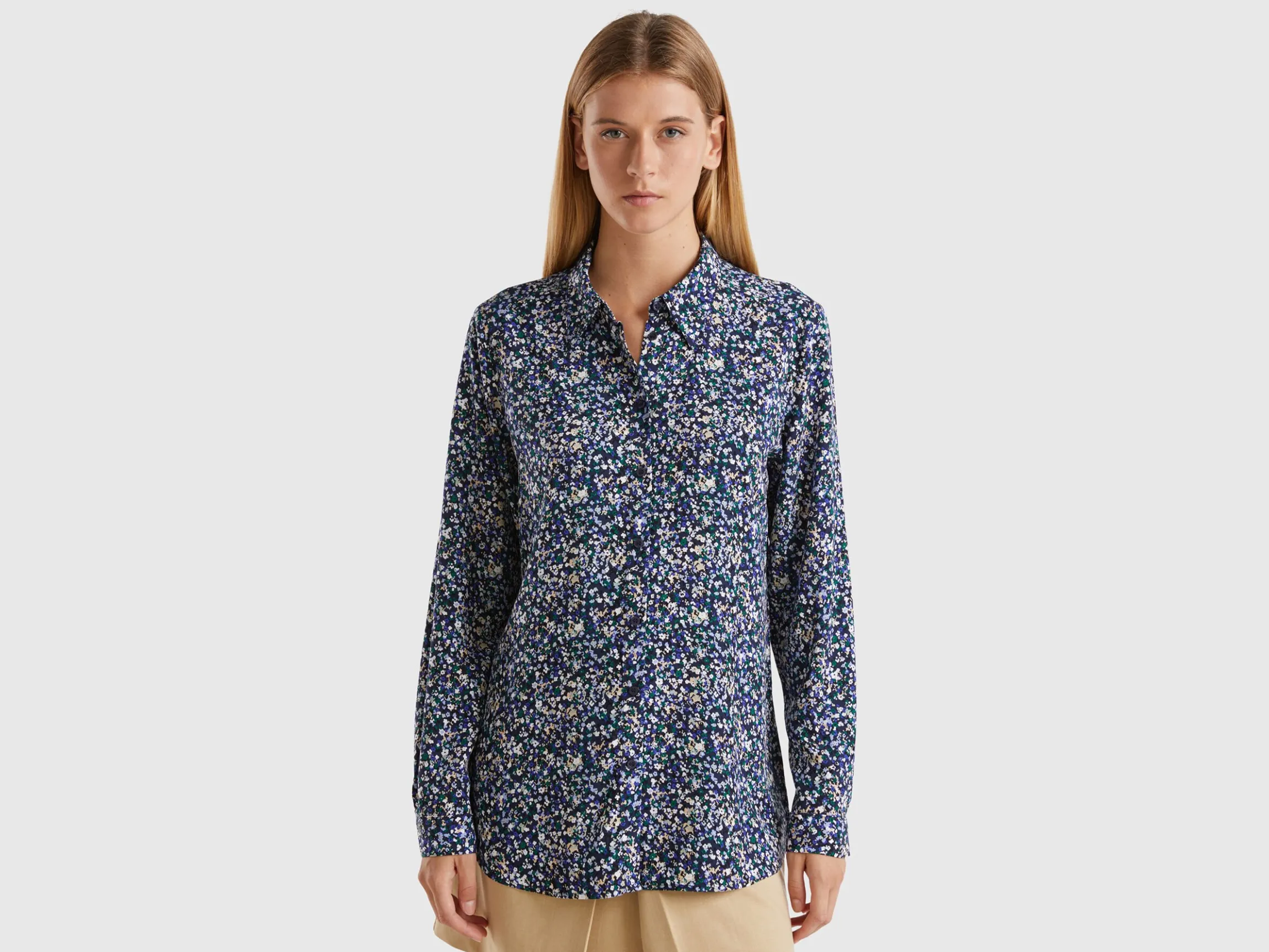 Patterned shirt in viscose