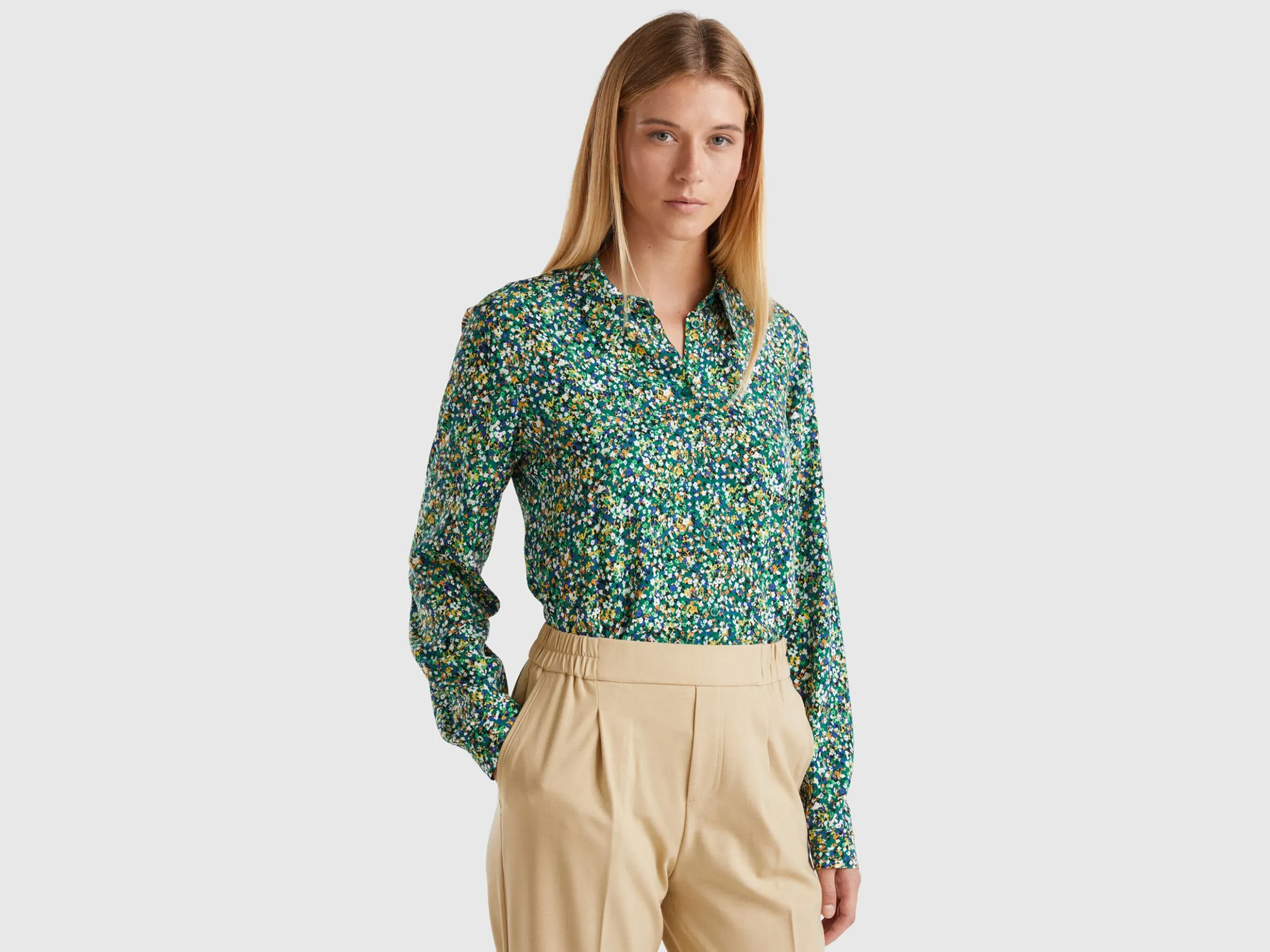 Patterned shirt in viscose