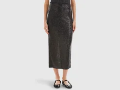 Pencil skirt with sequins