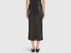Pencil skirt with sequins