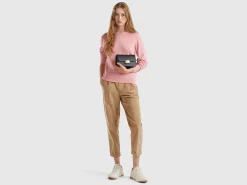 Pink crew neck sweater in pure Merino wool