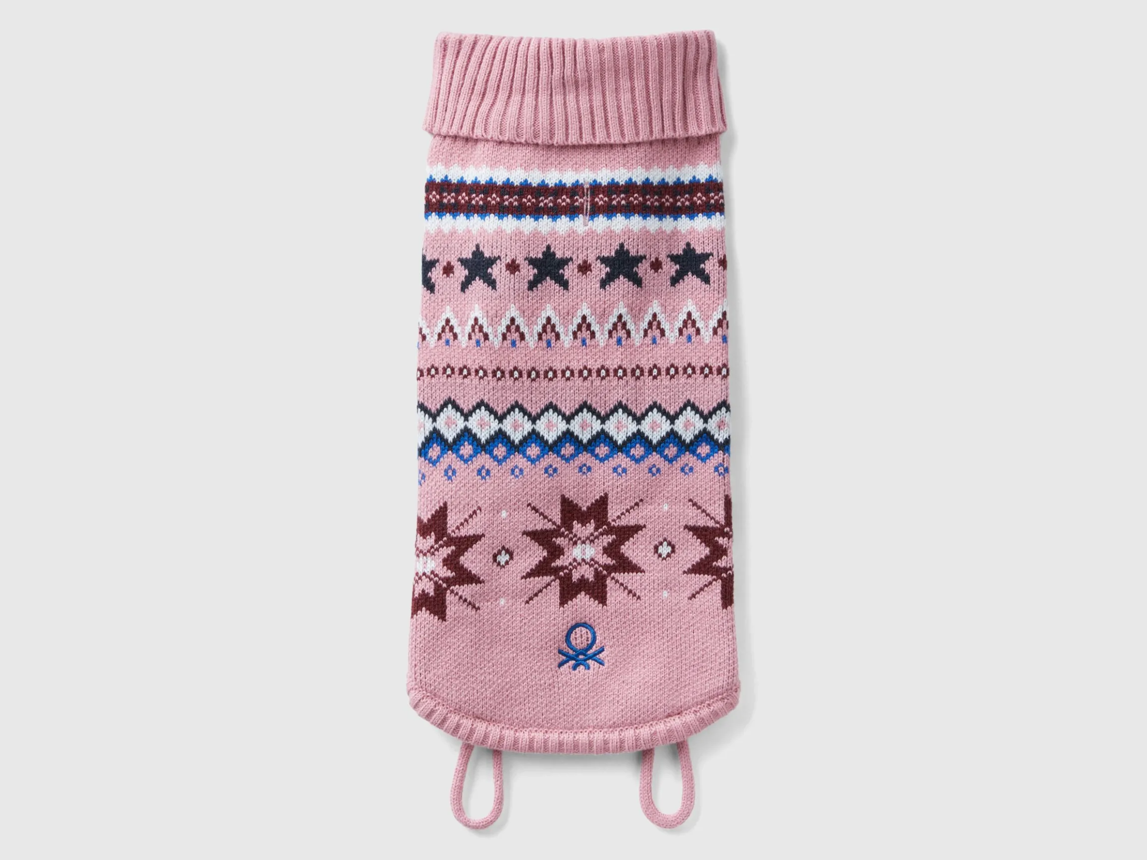 Pink sweater for dogs