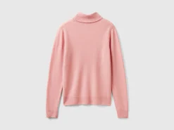 Pink turtleneck sweater in pure Merino wool