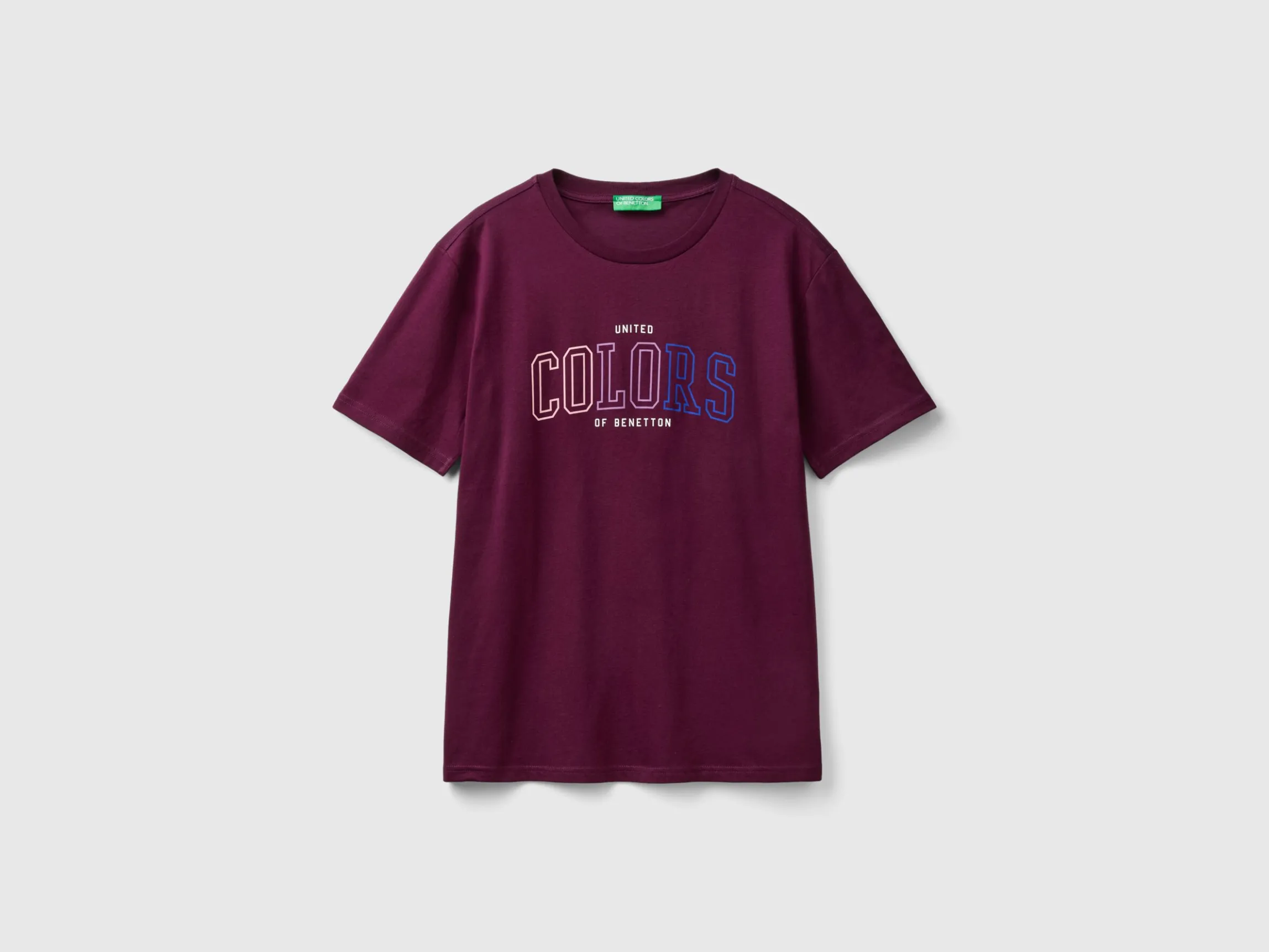 Plum organic cotton t-shirt with multicolor logo