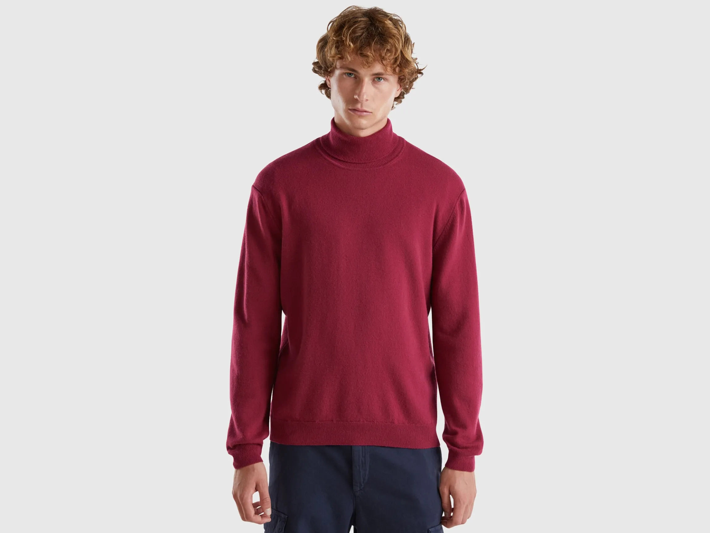 Plum turtleneck in pure Merino wool