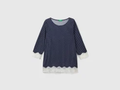 Polka dot t-shirt with lace detail