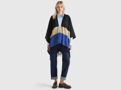 Poncho in recycled fabric