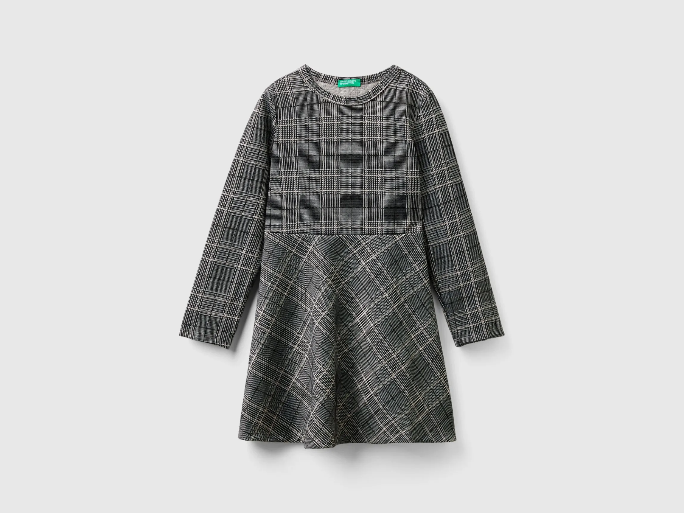 Prince of Wales dress