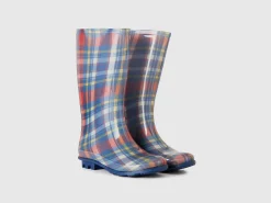 Printed rain boots