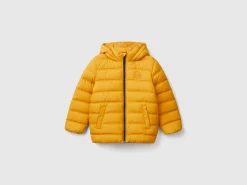 Puffer jacket with hood and logo