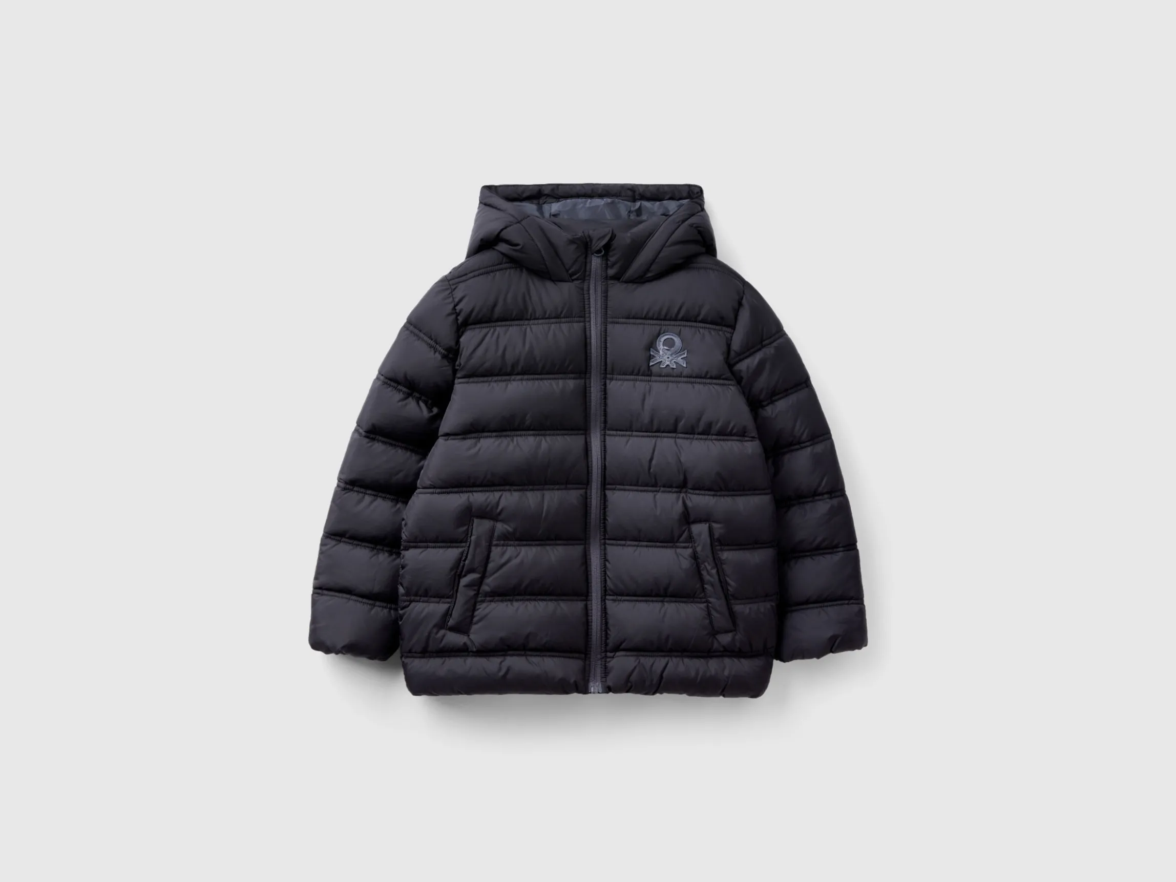 Puffer jacket with hood and logo