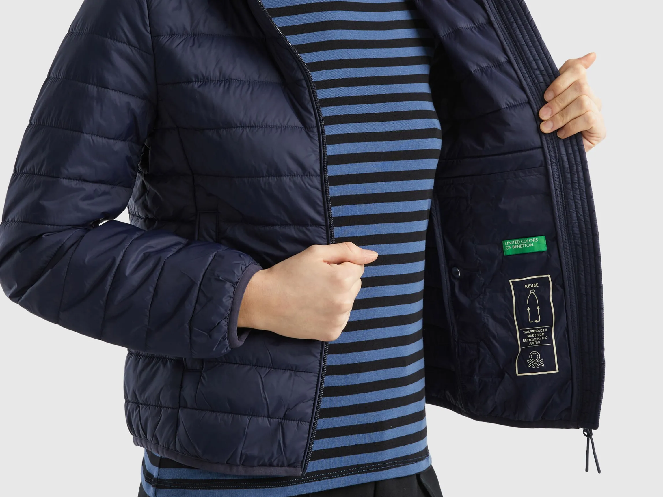 Puffer jacket with recycled wadding