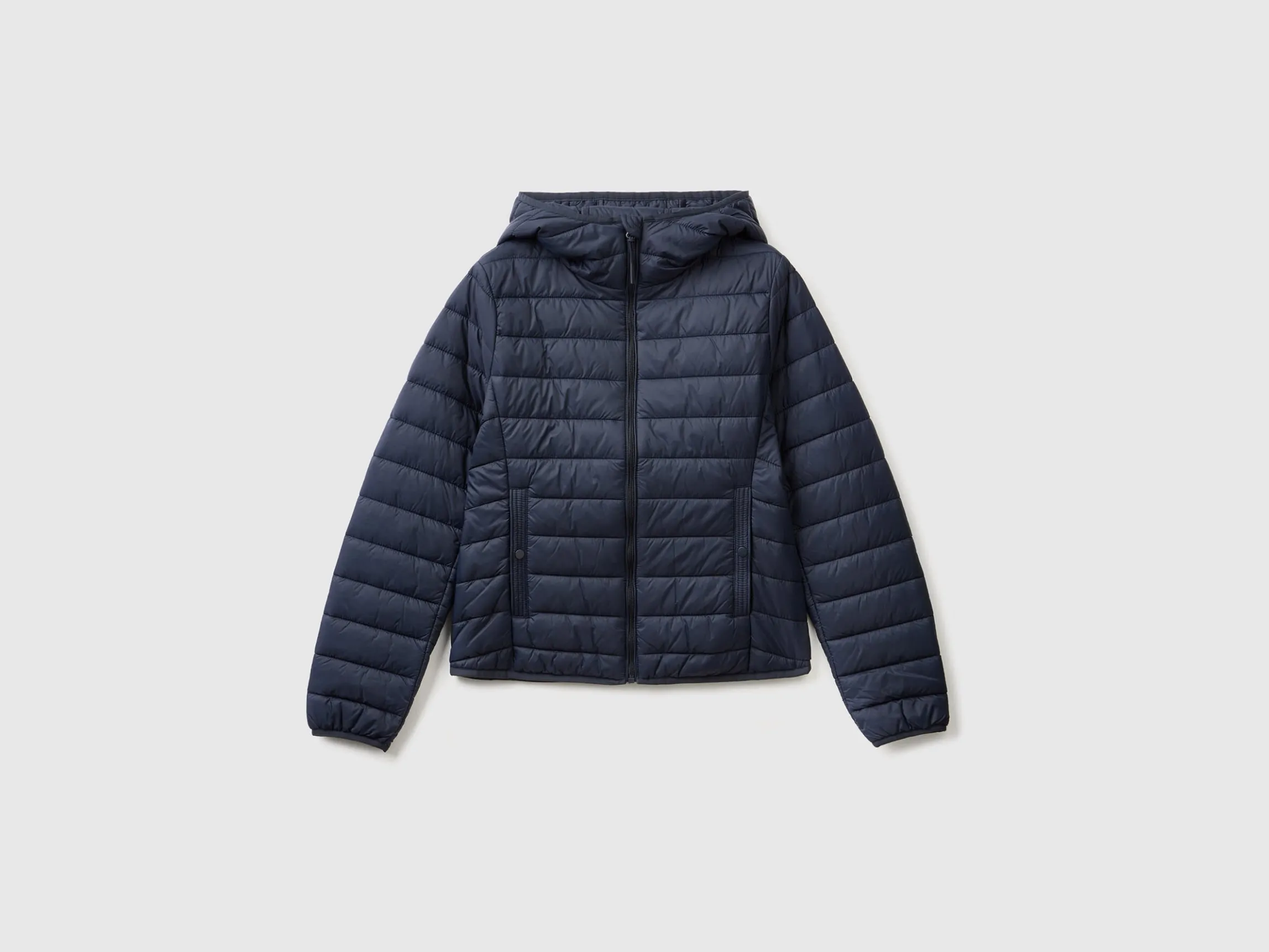 Puffer jacket with recycled wadding