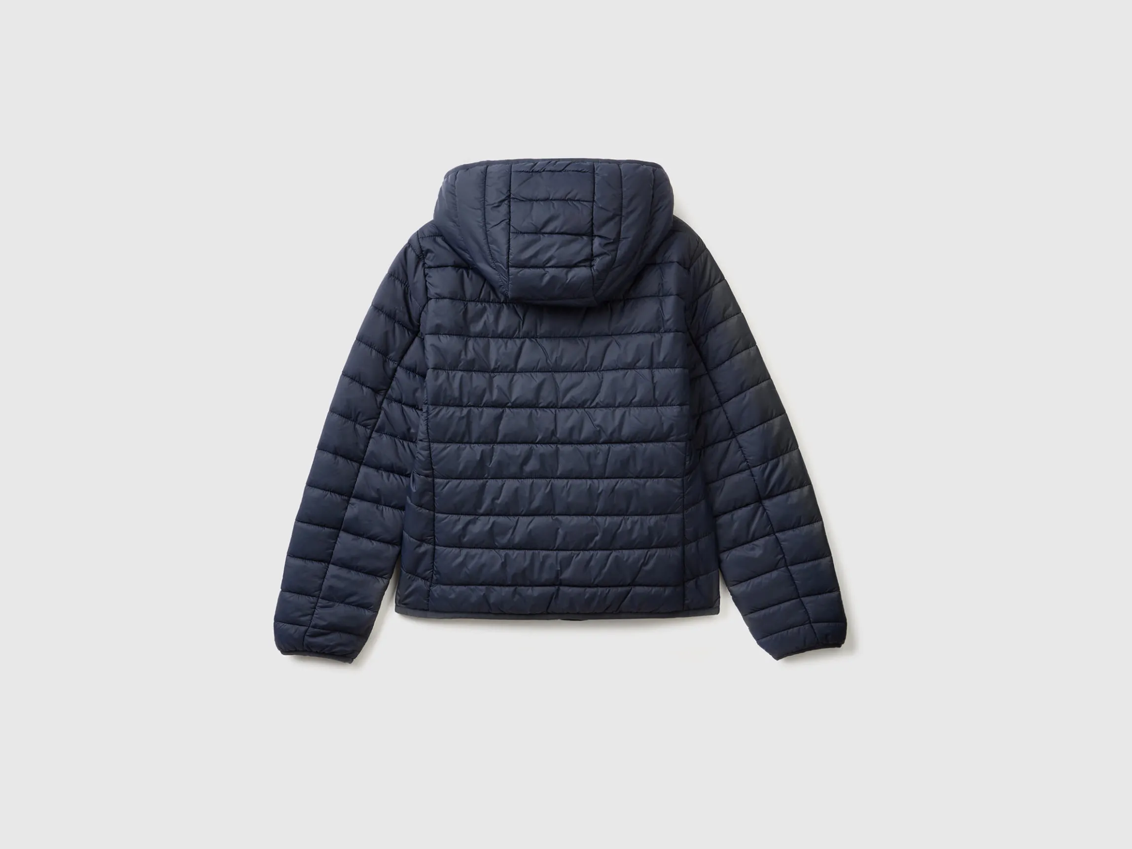 Puffer jacket with recycled wadding